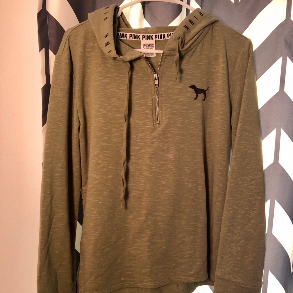 VS pink hoodie